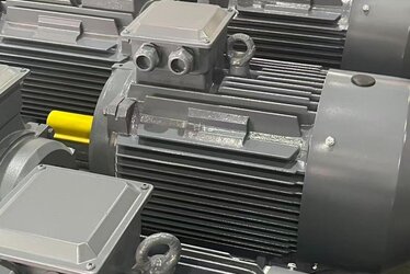 132 kW (175 HP) 1500 Dev/dk Pik Döküm Gövdeli IE4 Elektrik Motoru - DRG MOTOR,