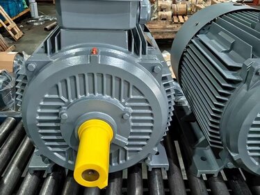 Moteurs robustes adaptés aux conditions de l'industrie lourde - DRG MOTOR,