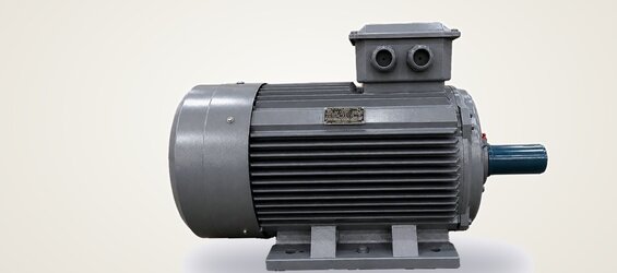 Combien d'ampères consomme un moteur de 15 kW ? Calcul avec le courant de démarrage