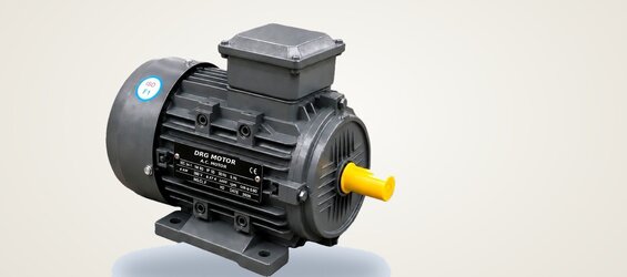 Schéma de branchement d’un moteur triphasé : barrettes pas à pas