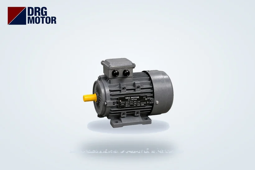 Moteur électrique triphasé gris logo DRG MOTOR – choix du réducteur, bride B5 et liaison d'arbre
