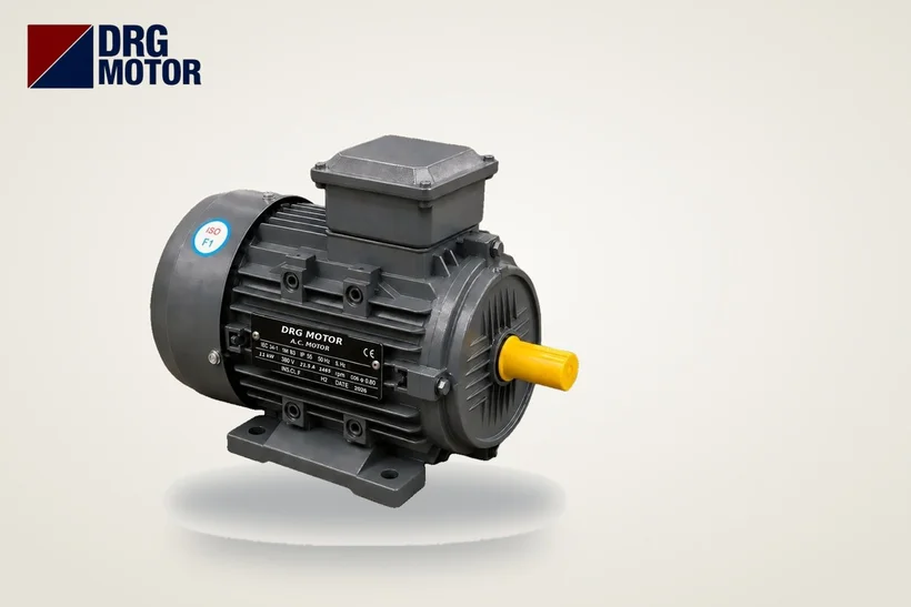Moteur électrique triphasé gris logo DRG MOTOR – causes de surintensité et mesure à la pince ampèremétrique